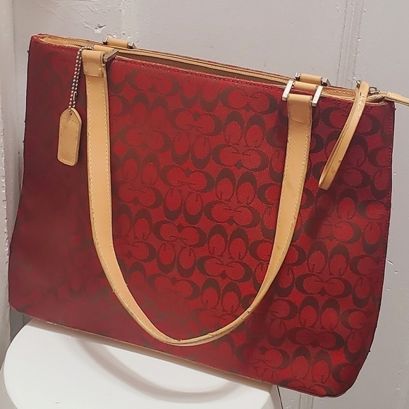 Leather Trim Monogram Hobo Red Bag🌴 - Picture 4 of 9